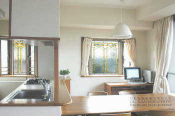 ステンドグラスダイニングキッチンアフターの写真